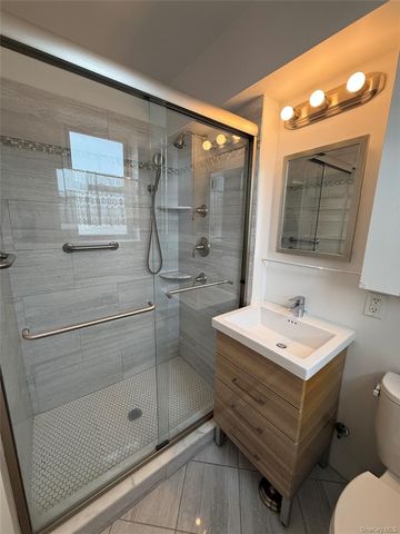 120 Hartsdale E Avenue 7F, Hartsdale, NY 10530