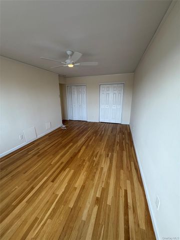 120 Hartsdale E Avenue 7F, Hartsdale, NY 10530