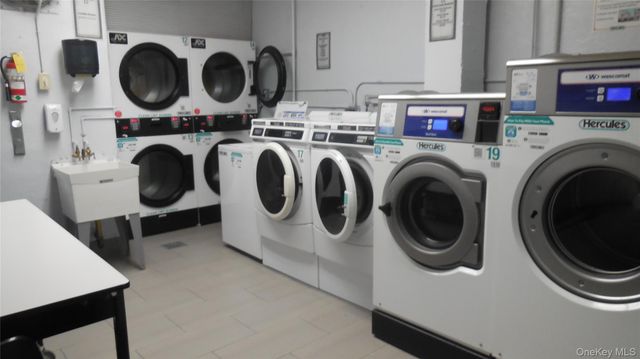 120 Hartsdale E Avenue 7F, Hartsdale, NY 10530