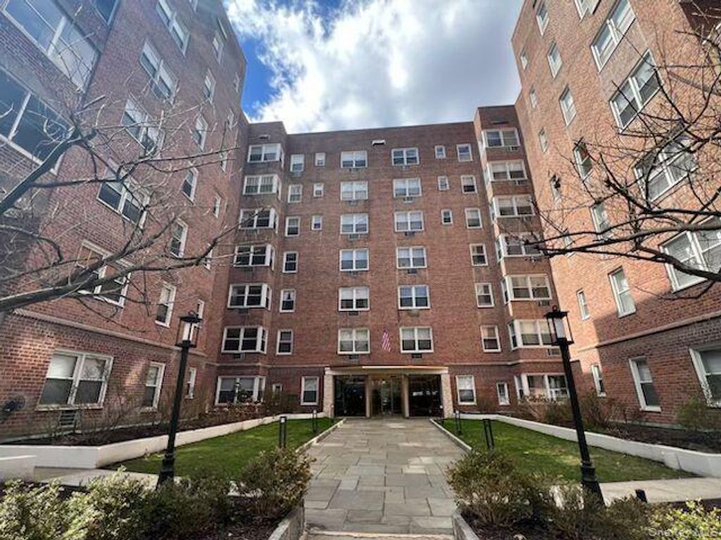 120 Hartsdale E Avenue 7F, Hartsdale, NY 10530