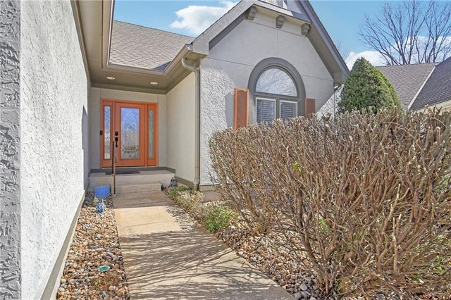 7844 W 118th Terrace, Overland Park, KS 66210