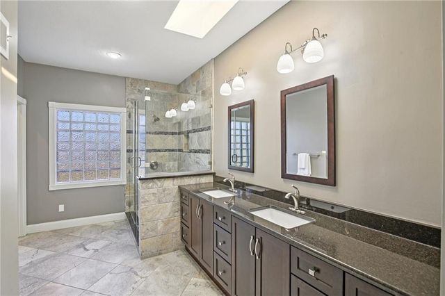 7844 W 118th Terrace, Overland Park, KS 66210