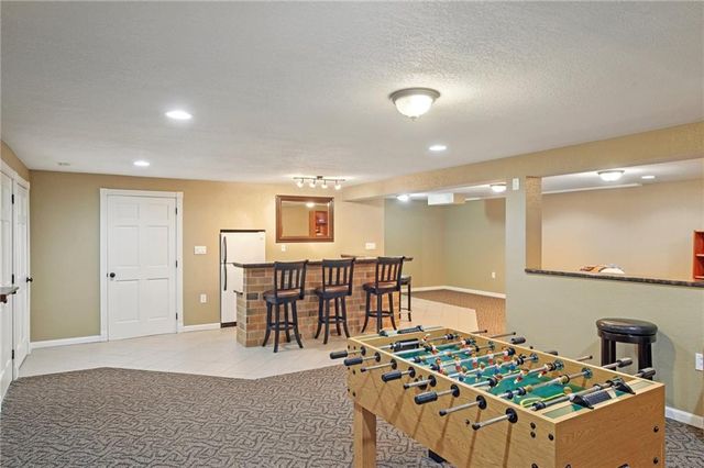 7844 W 118th Terrace, Overland Park, KS 66210