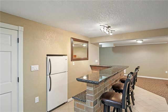 7844 W 118th Terrace, Overland Park, KS 66210