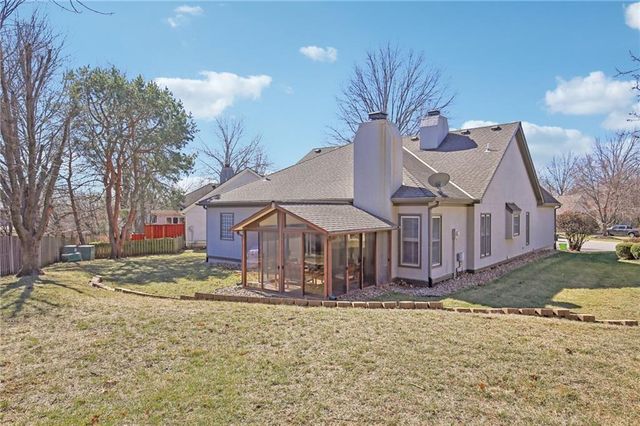 7844 W 118th Terrace, Overland Park, KS 66210