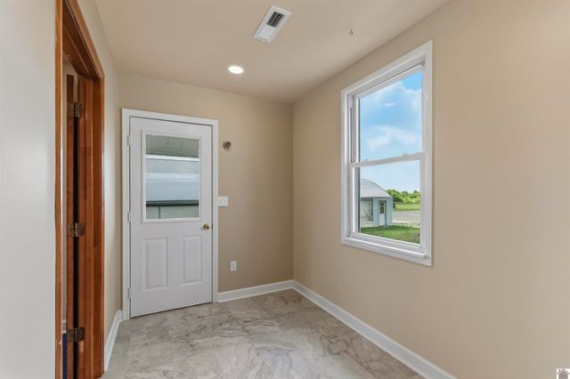 1300 State Route 1901, Marion, KY 42064