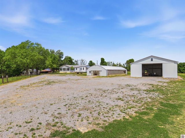 1300 State Route 1901, Marion, KY 42064