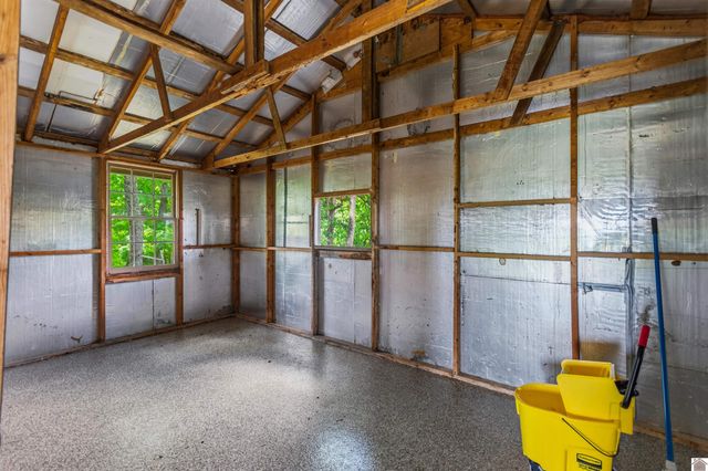 1300 State Route 1901, Marion, KY 42064