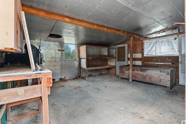 1300 State Route 1901, Marion, KY 42064