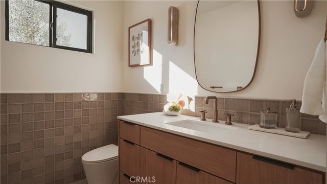 2536 Medlow, Los Angeles, CA 90041