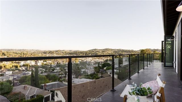 2536 Medlow, Los Angeles, CA 90041