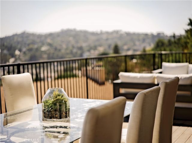 2536 Medlow, Los Angeles, CA 90041