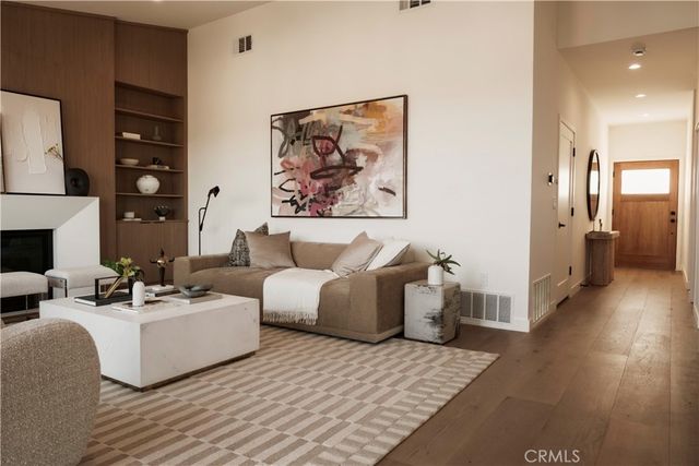 2536 Medlow, Los Angeles, CA 90041