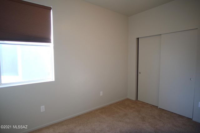 932 E Lustrum Lane, Tucson, AZ 85719