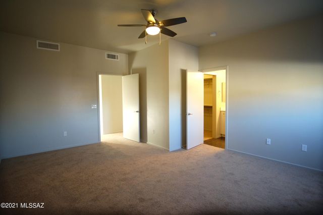 932 E Lustrum Lane, Tucson, AZ 85719