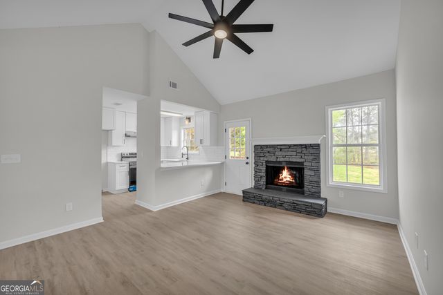 301 Jonaquil Avenue, Auburn, GA 30011