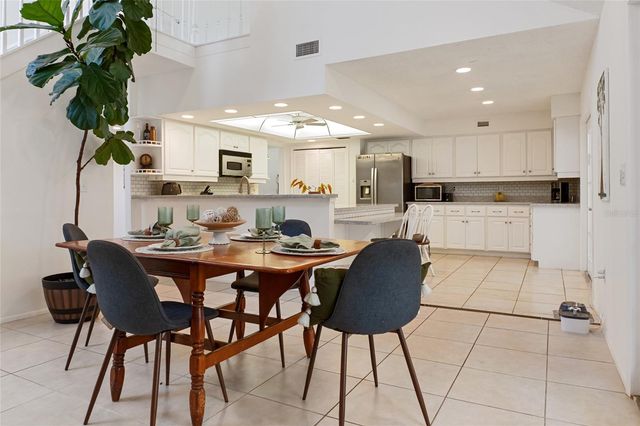 7303 MANATEE STREET, Sarasota, FL 34243