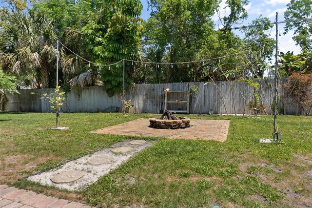 7303 MANATEE STREET, Sarasota, FL 34243