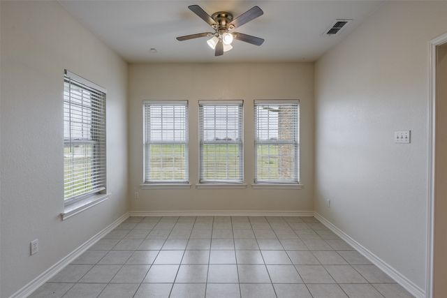 1066 West Road, Waxahachie, TX 75165