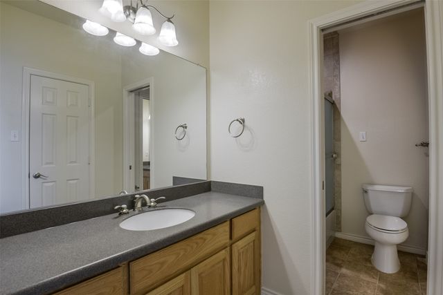 1066 West Road, Waxahachie, TX 75165