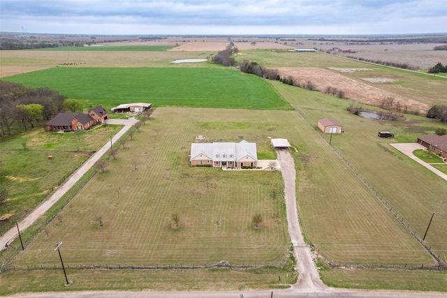 1066 West Road, Waxahachie, TX 75165