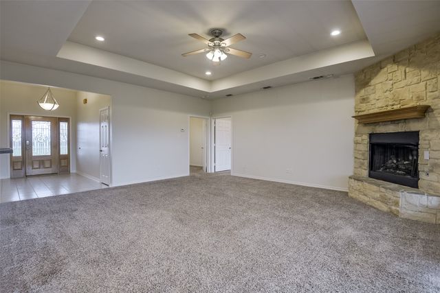 1066 West Road, Waxahachie, TX 75165
