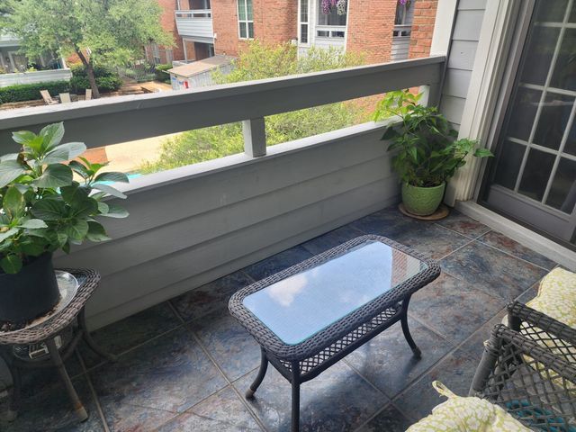 2106 Amesbury Drive 220, Arlington, TX 76011