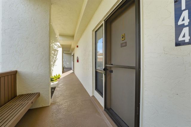 1144 BIRD BAY WAY 102, Venice, FL 34285