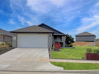 5439 Magnolia Heath Lane, Spring, TX 77373