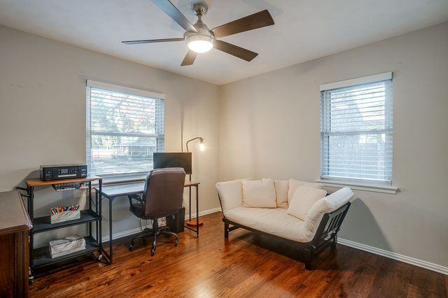 2730 Larkspur Lane, Dallas, TX 75233