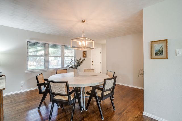 2730 Larkspur Lane, Dallas, TX 75233