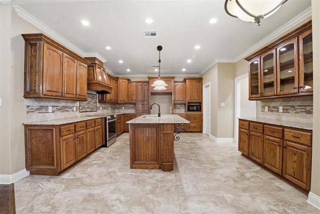 315 Believers Lane, Lake Charles, LA 70611