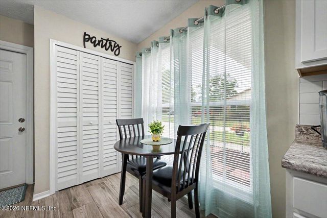 1102 MEADOW Drive, Orange Park, FL 32065