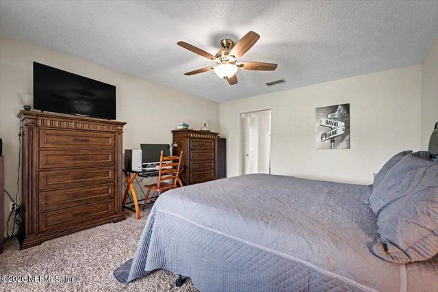 1102 MEADOW Drive, Orange Park, FL 32065