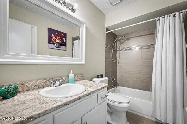 1102 MEADOW Drive, Orange Park, FL 32065