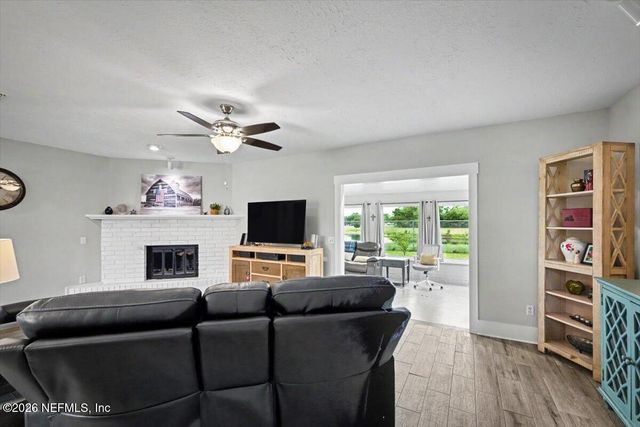 1102 MEADOW Drive, Orange Park, FL 32065