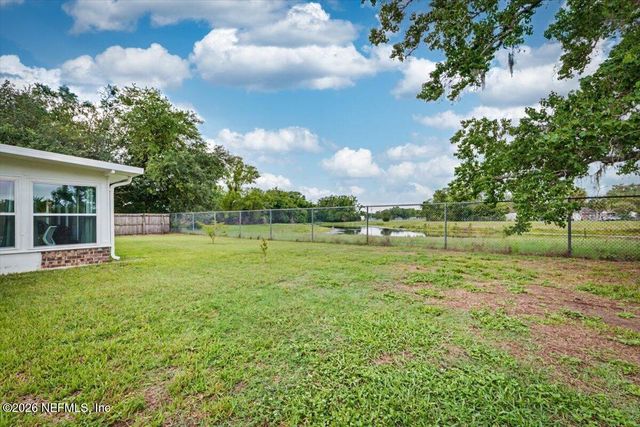1102 MEADOW Drive, Orange Park, FL 32065
