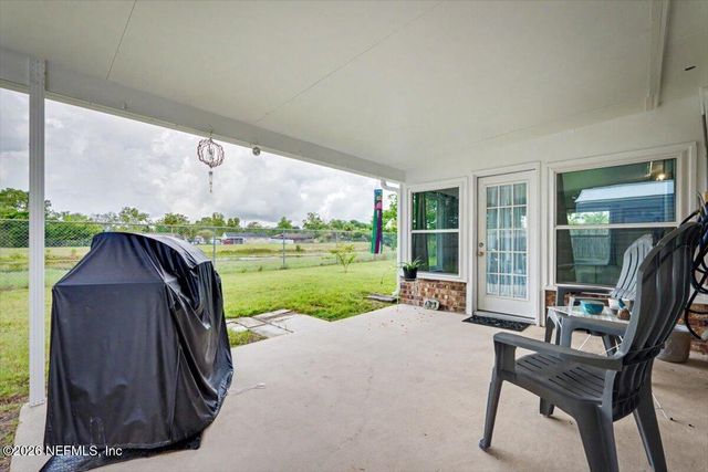 1102 MEADOW Drive, Orange Park, FL 32065