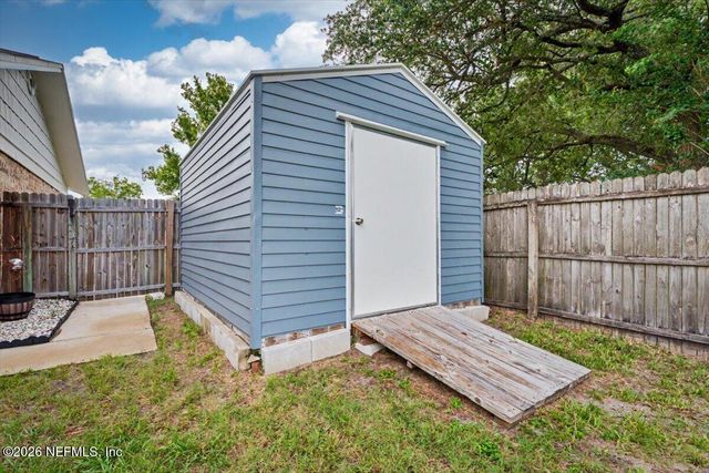 1102 MEADOW Drive, Orange Park, FL 32065