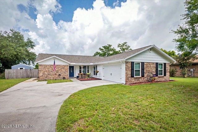 1102 MEADOW Drive, Orange Park, FL 32065