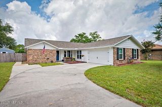 1102 MEADOW Drive, Orange Park, FL 32065