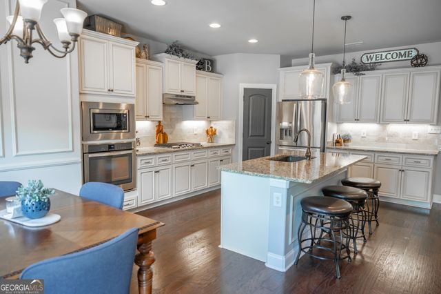 415 Eas Way, Fayetteville, GA 30215