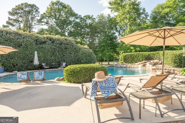 415 Eas Way, Fayetteville, GA 30215