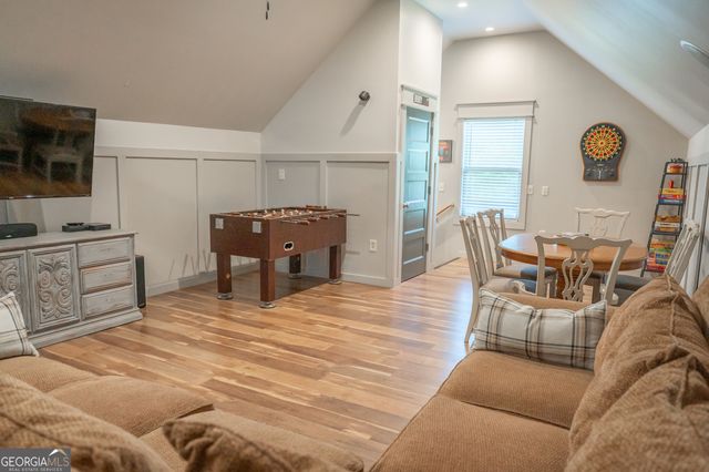 415 Eas Way, Fayetteville, GA 30215