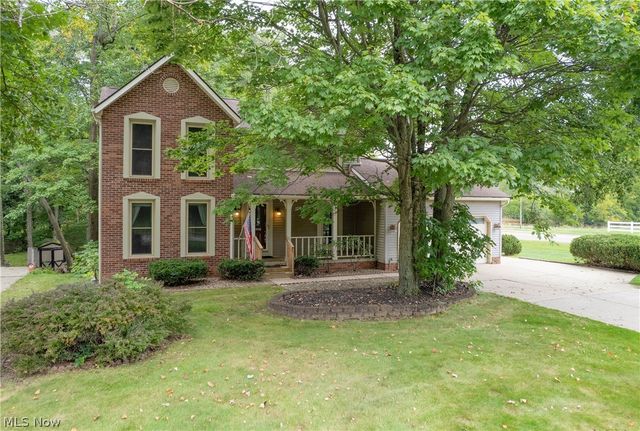 3846 Golden Wood Way, Uniontown, OH 44685