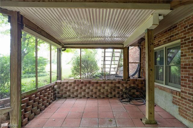 3846 Golden Wood Way, Uniontown, OH 44685
