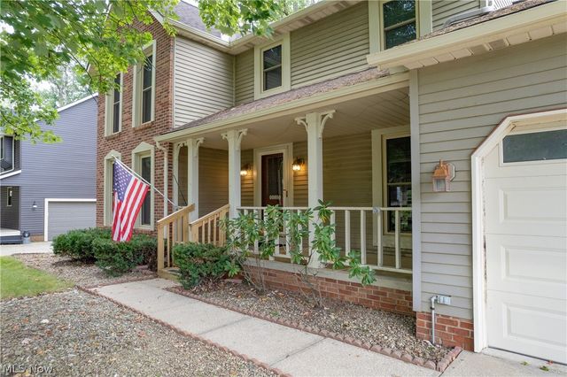 3846 Golden Wood Way, Uniontown, OH 44685