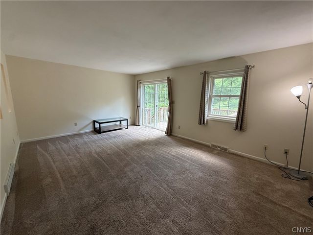 128 Hagan Circle, Oneida, NY 13421