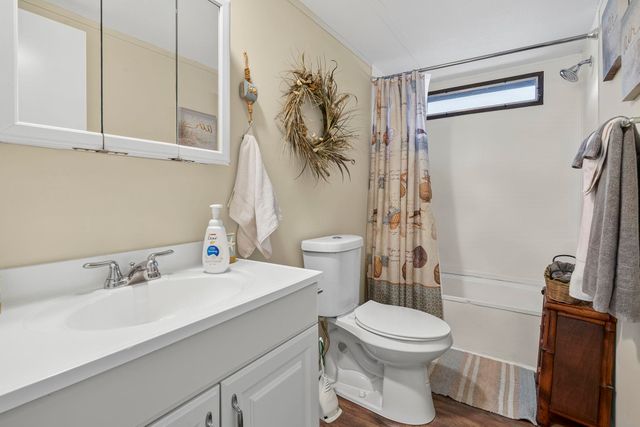 132 Crooked Island Circle, Murrells Inlet, SC 29576