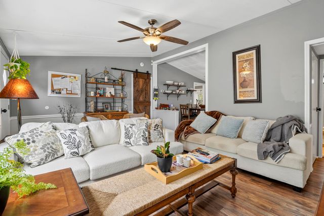 132 Crooked Island Circle, Murrells Inlet, SC 29576